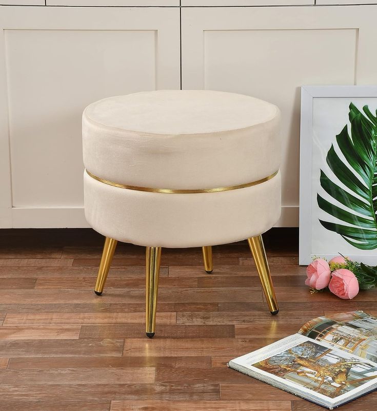 Round puffy brass legs